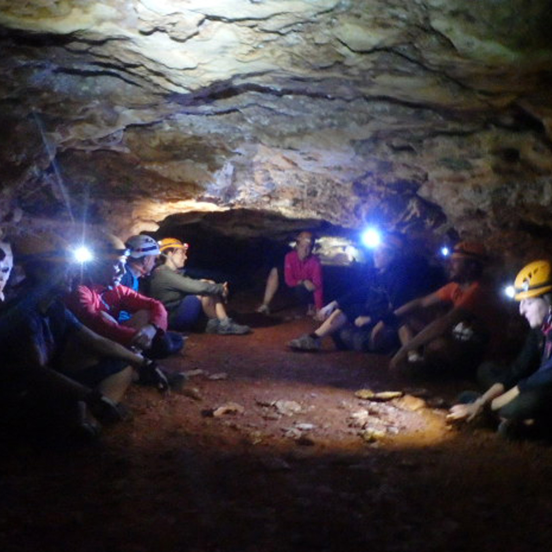 Cuevas Candil y Tornero Cuevas Candil y Tornero