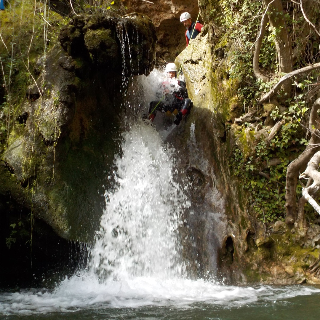 Barranco de Jorox con tronkos y barrancos Barranco de Jorox con tronkos y barrancos