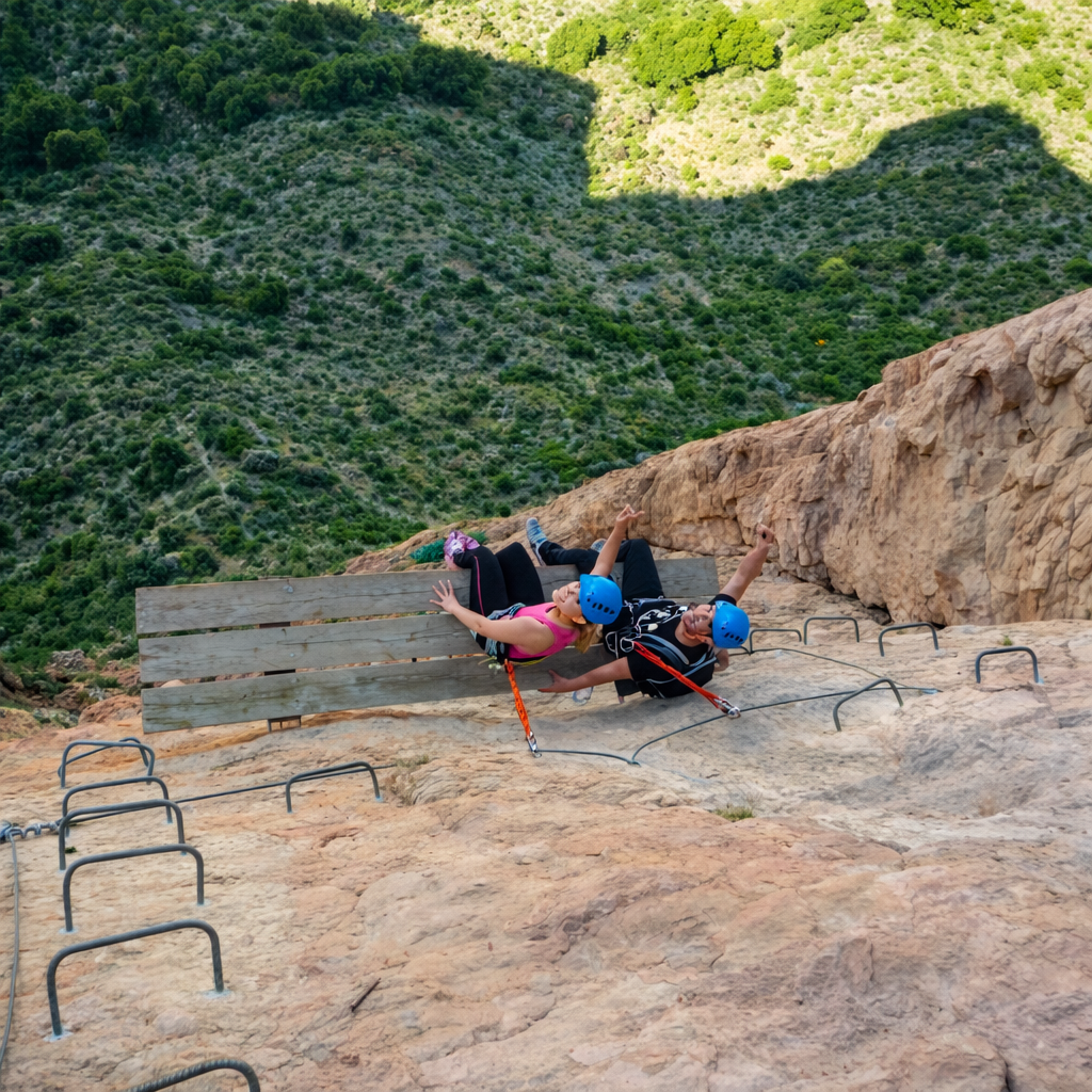 Banco panorámico en la Vía Ferrata de Redován