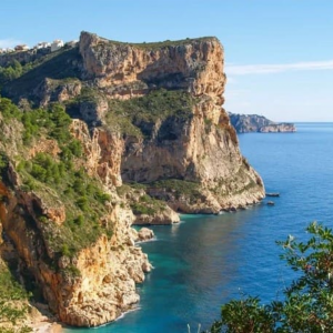 Acantilados de Benitatxell – Ruta SL-CV 50 en la Costa Blanca Acantilados de Benitatxell – Ruta SL-CV 50 en la Costa Blanca