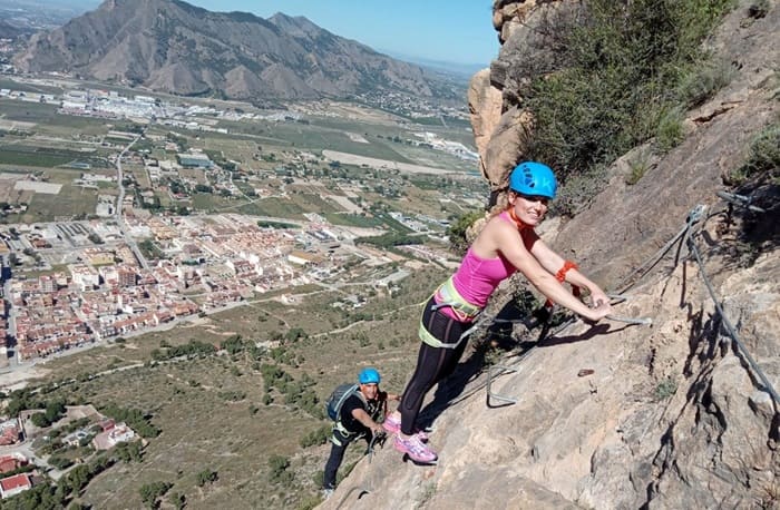 Instalaciones fijas en las vías ferratas